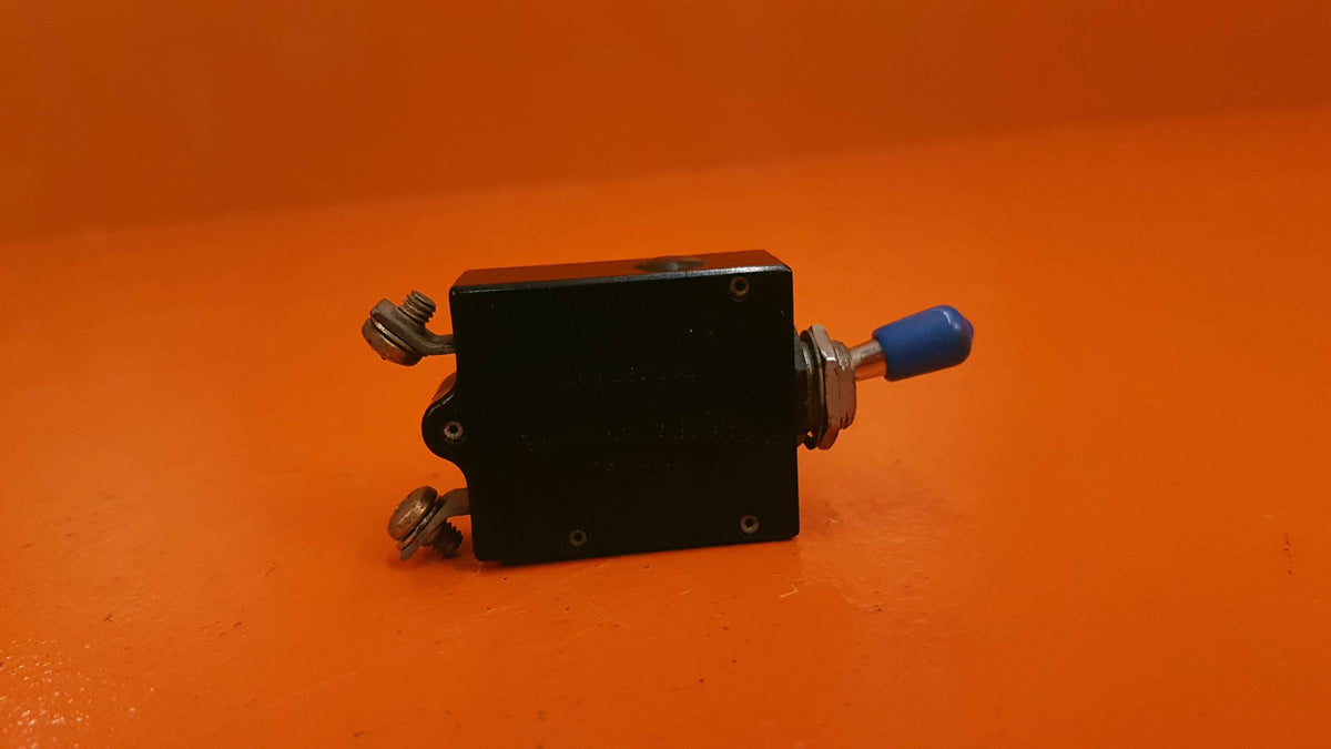 112-205-101 Wood Circuit Breaker Switch