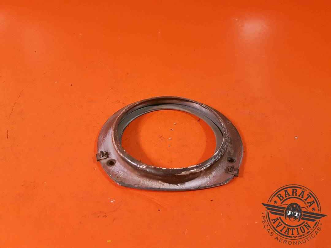 LANDING LIGHT BRACKET INCLUI: P/N 0452015-7 LANDING LIGHT PLATE P/N: 0452015-6