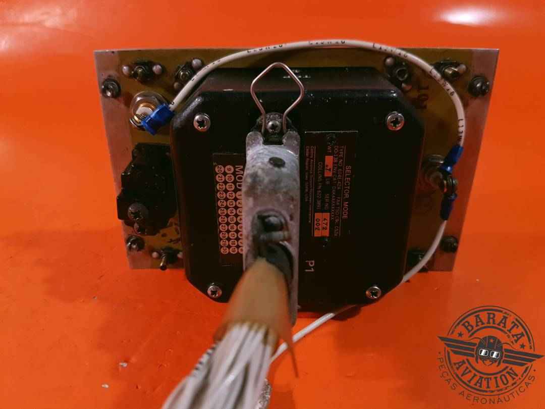 COLLINS SELECTOR MODE AUTO PILOT; INCLUDED CONNECTOR P/N: 622-3891-002