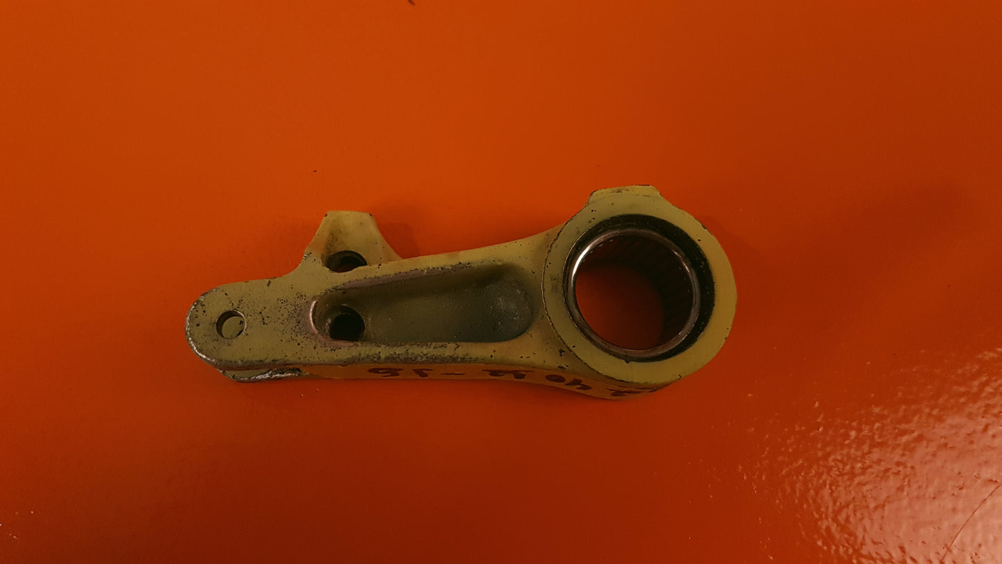 002-524012-15 Beechcraft Co-Pilot R/H Rudder Pedal Arm Assy