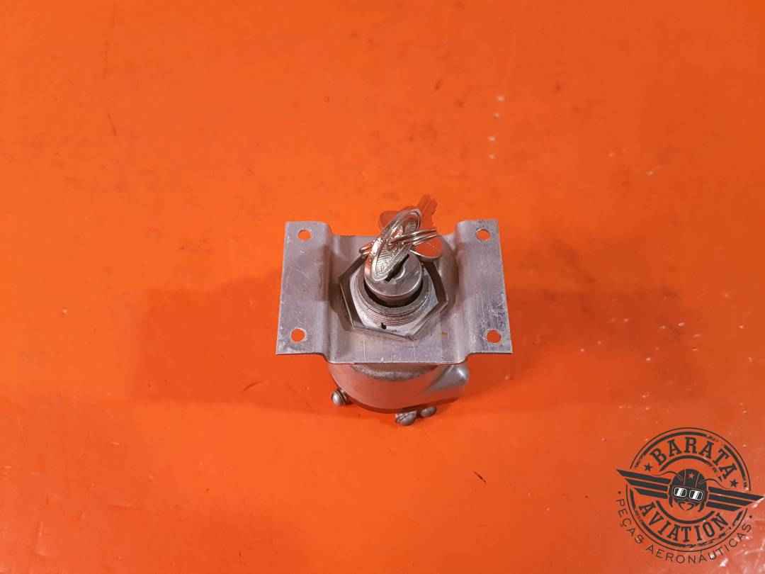 IGNITION SWITCH P/N: C292501-0104  INCLUDES: 2 KEYS AND LOCK