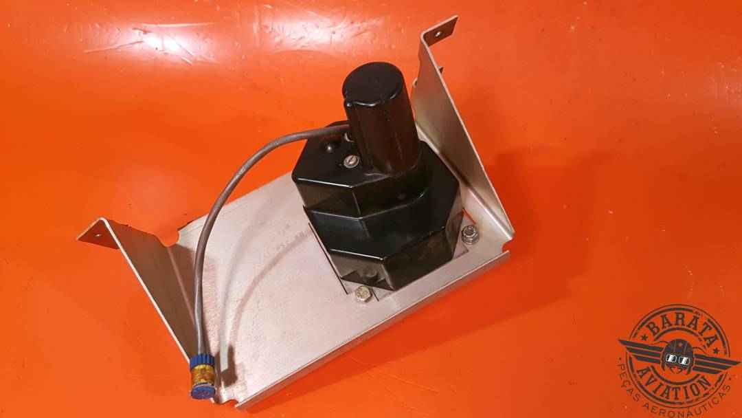 EDO-AIRE MITCHELL AUTOPILOT ROLL SERVO  P/N: 1C363-1-487R
