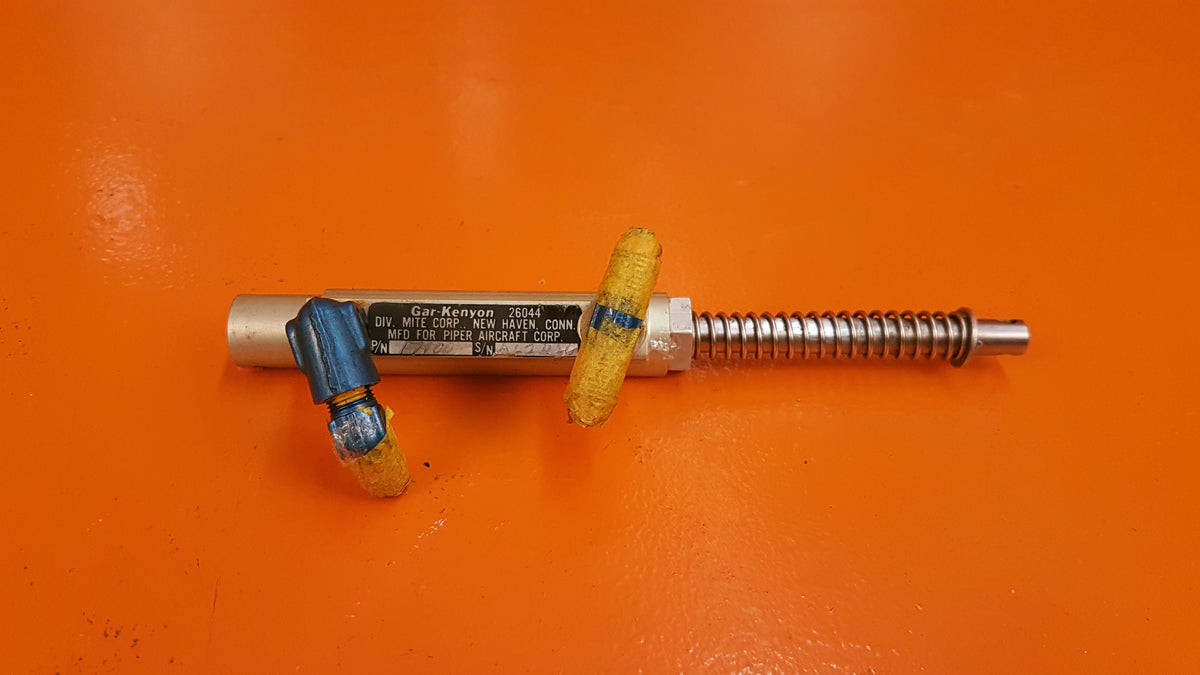 17000 Gar Kenyon 26044 Brake Master Cylinder Assembly