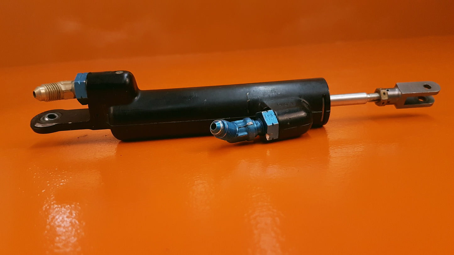 9912050-11 Cessna Master Brake Cylinder Assembly