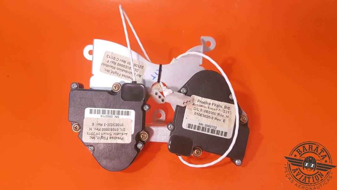 PRECISE FLIGHT CABIN AIR DUAL ACTUATOR  W/ MOUNTING PLATE ASSEMBLY P/N: 010E3020-3