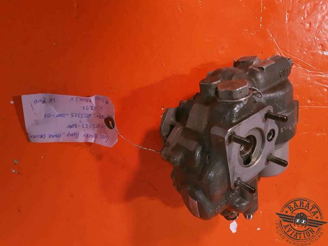 025323-300  Sundstrand Fuel Pump Assy- Power Driven Rotary - Broken Case 