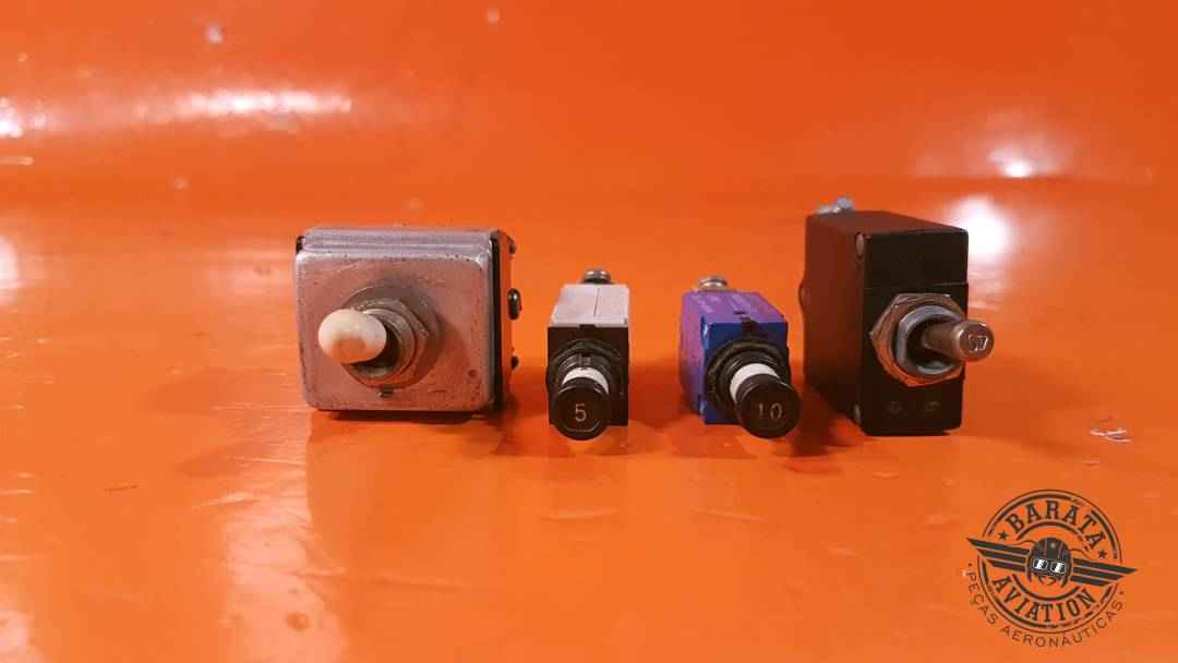Kit Of 4 Circuit Breakers