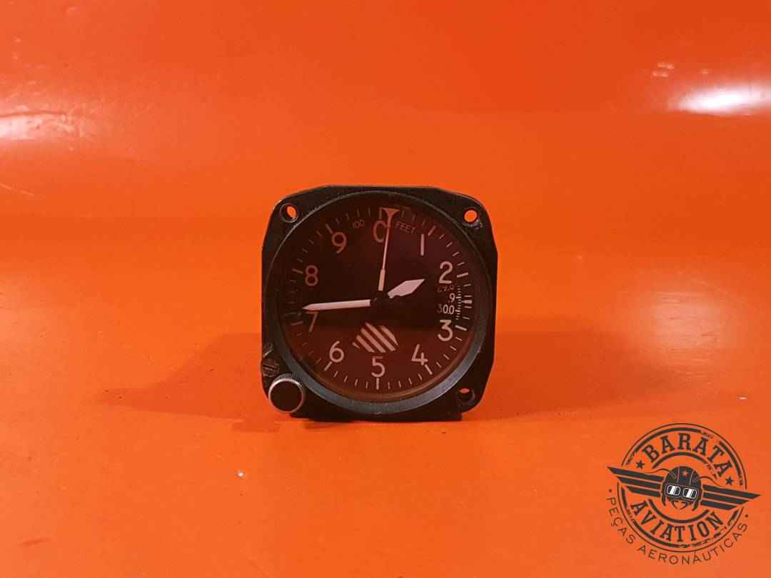 ALTIMETER (KOLLSMAN)  P/N: 671BU-010