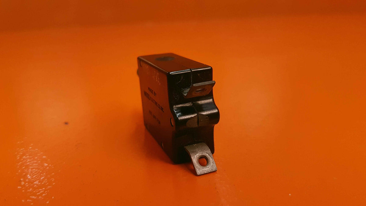 112-205-101 Wood Circuit Breaker Switch