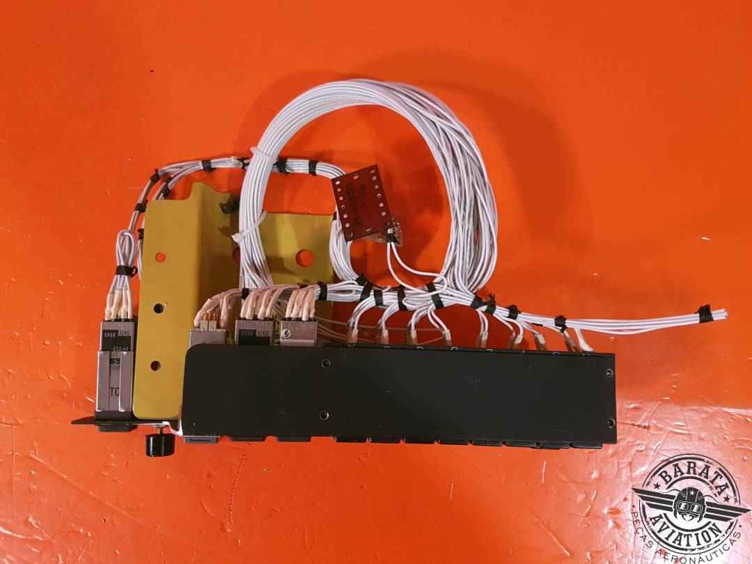 GATES LEARJET GLARESHIELD PANEL ASSY RH  P/N: 5418418-1-605