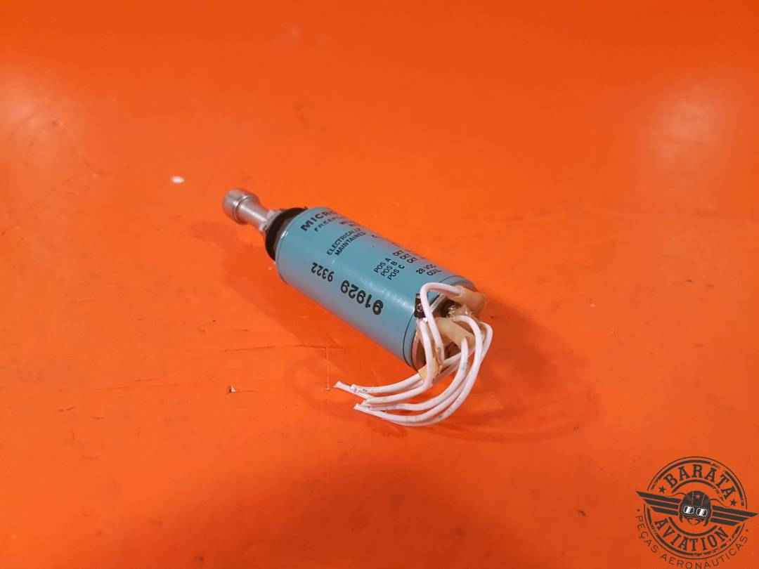HONEYWELL TOGGLE SWITCHES SEALED  28 VDC P/N: 27ET127-T-E