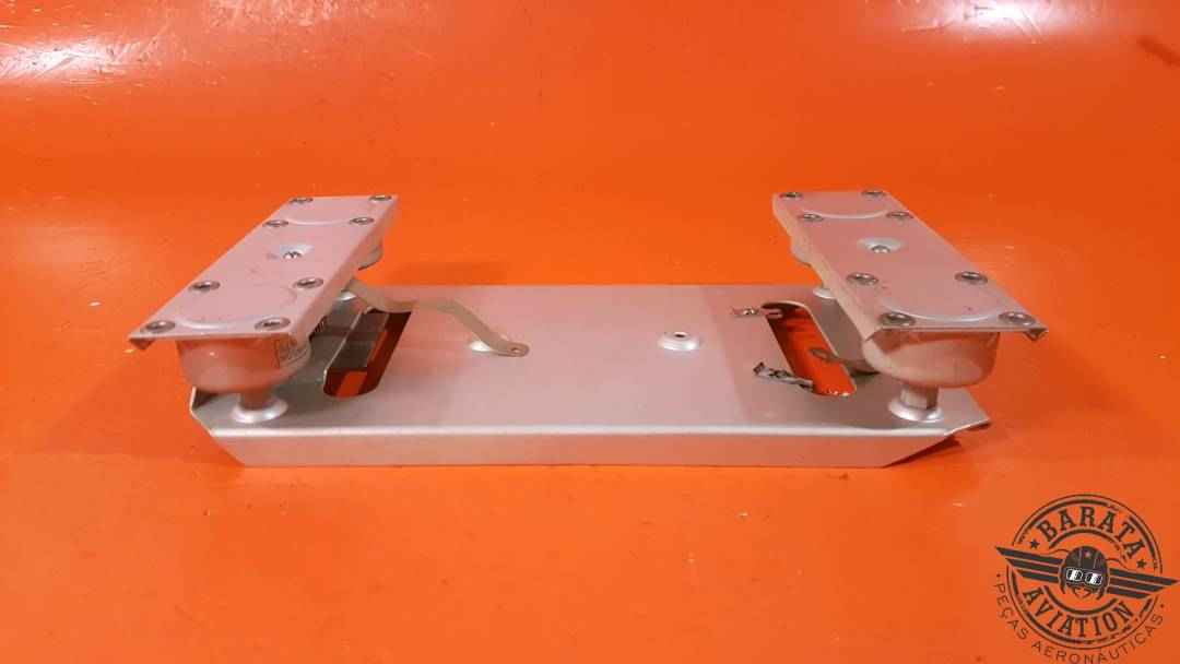 JHONSON MOUNT TRAY AND SHOCK MOUNTS  P/N 4042-02