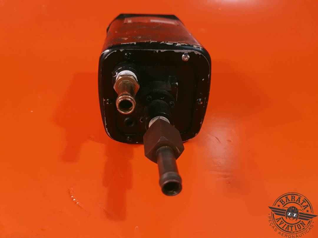 CESSNA HORIZON GYRO INDICATOR P/N: C661076-0102 