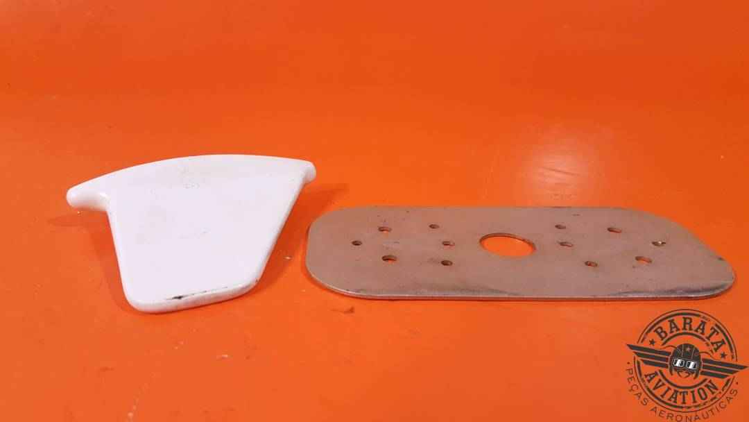 COMANT/EXPERIMENTAL ANTENNA - DME TRANSPONDER  W/ SUPPORT P/N: CI 105 