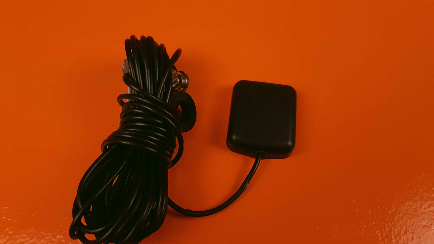 BW800102912 VKBW GPS Antenna - W/ connector