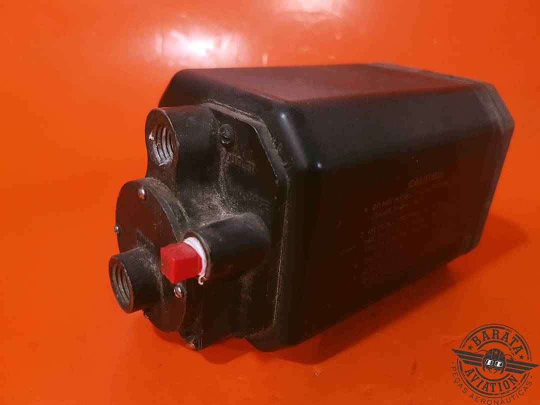 C661001-0503  STANDARD HORIZON GYRO INDICATOR 
