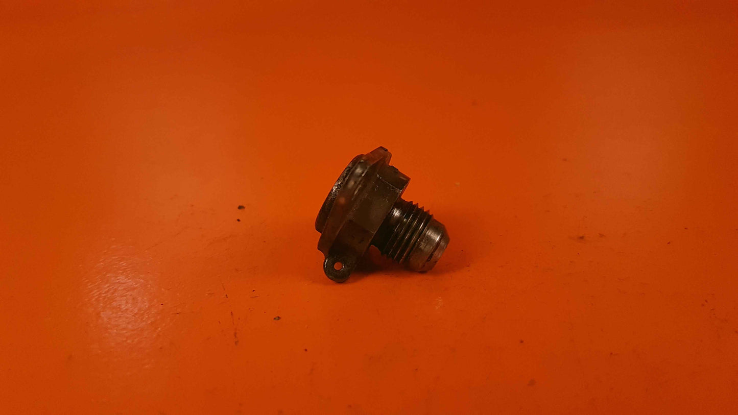 3006505 P&W Drain Valve