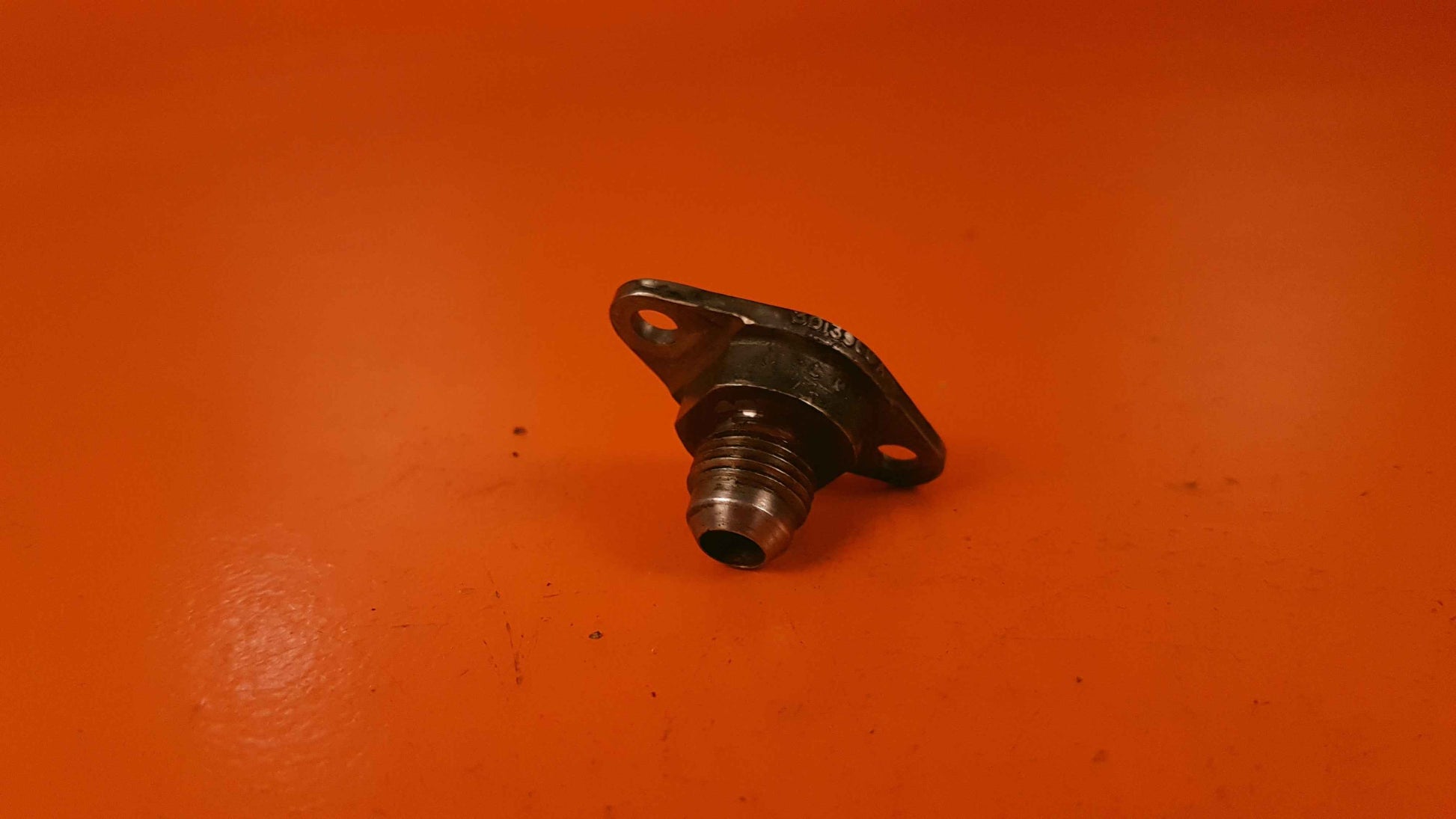 3006505 P&W Drain Valve