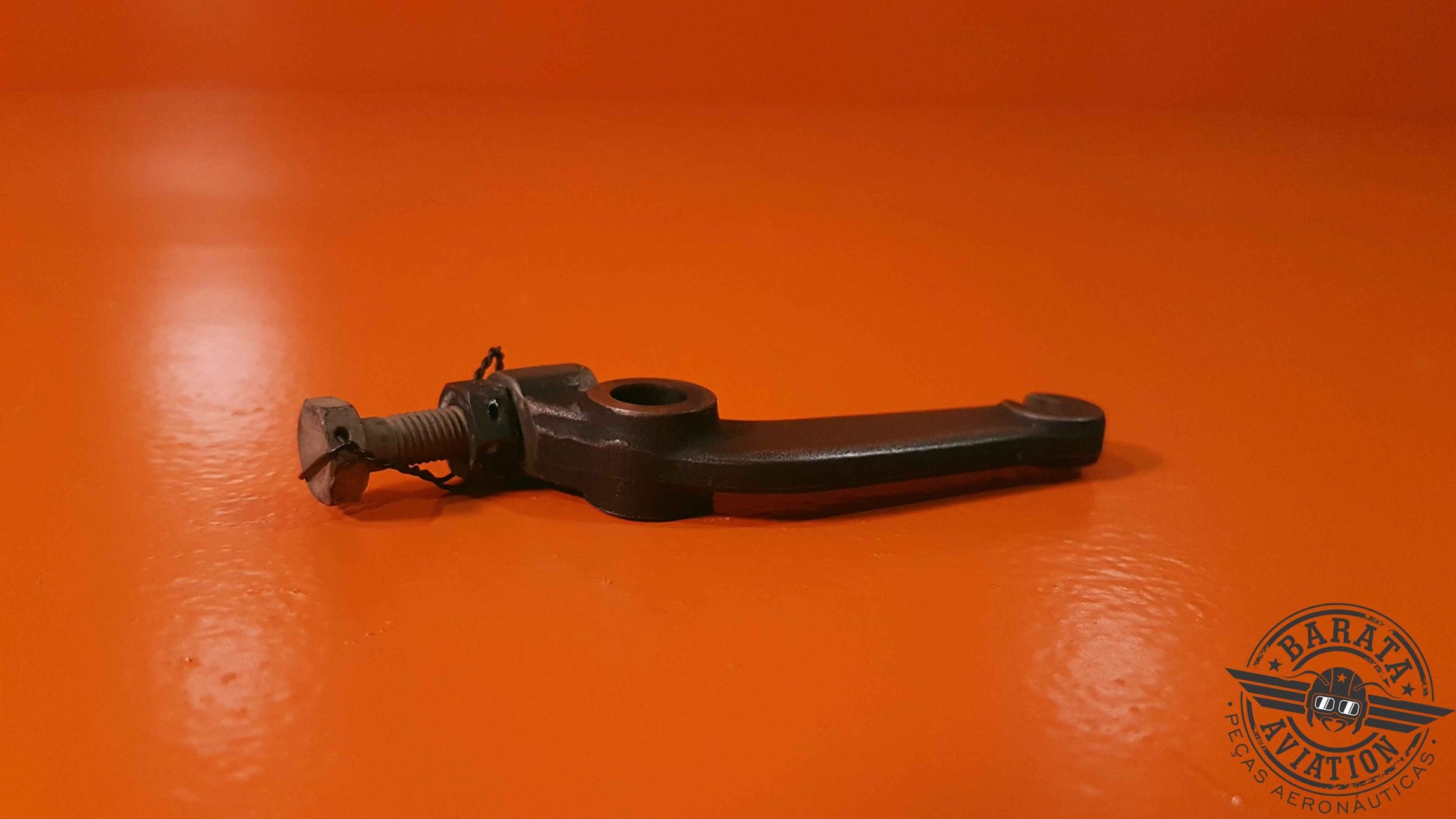 3115686-01  Pratt &  Whitney Lever