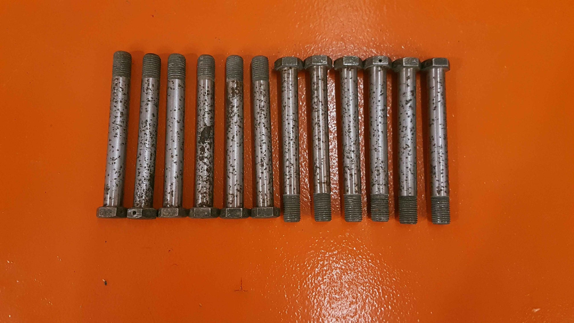 NAS6207-50D Bolt Kit