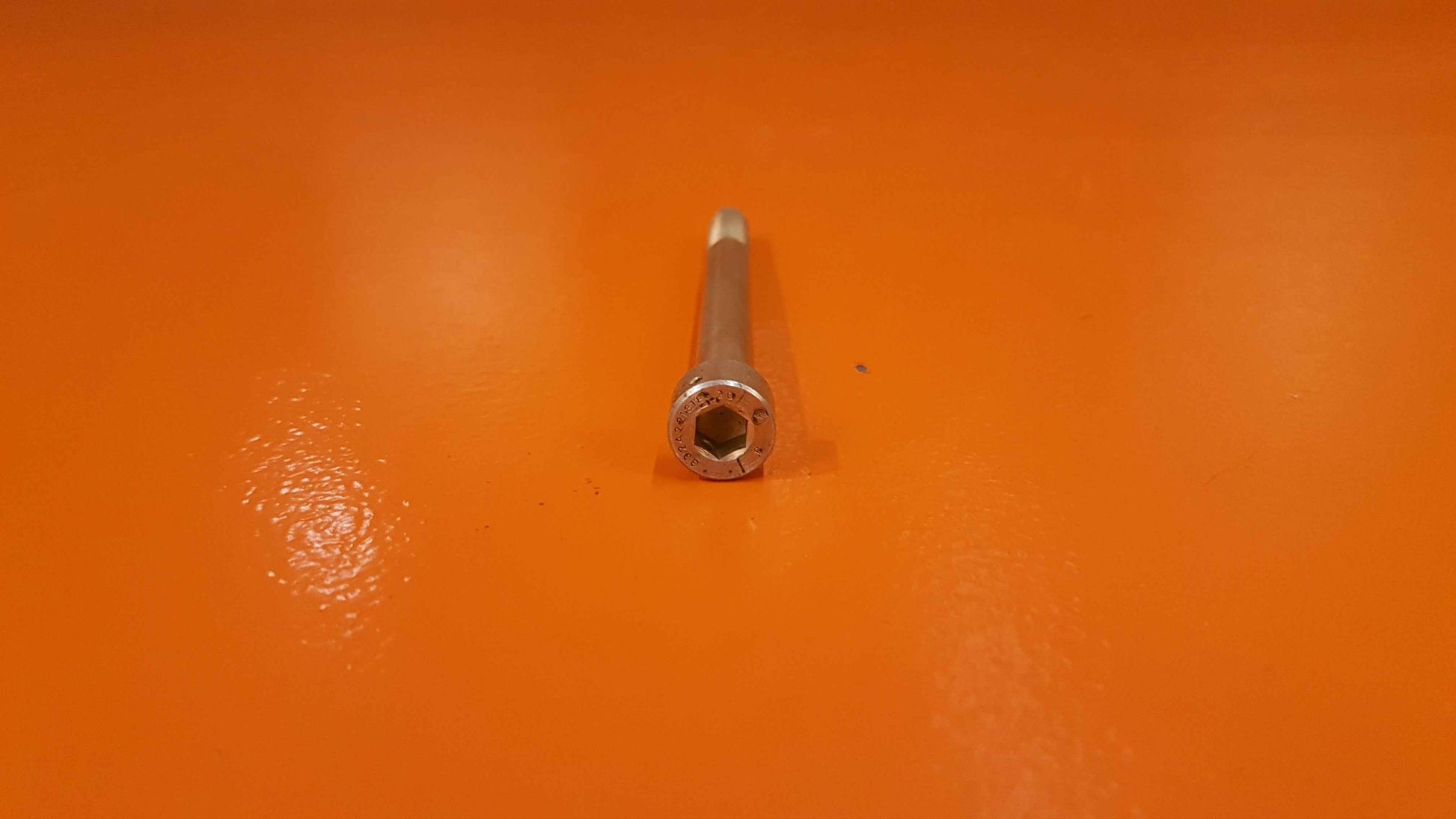 332A221818-20 Screw