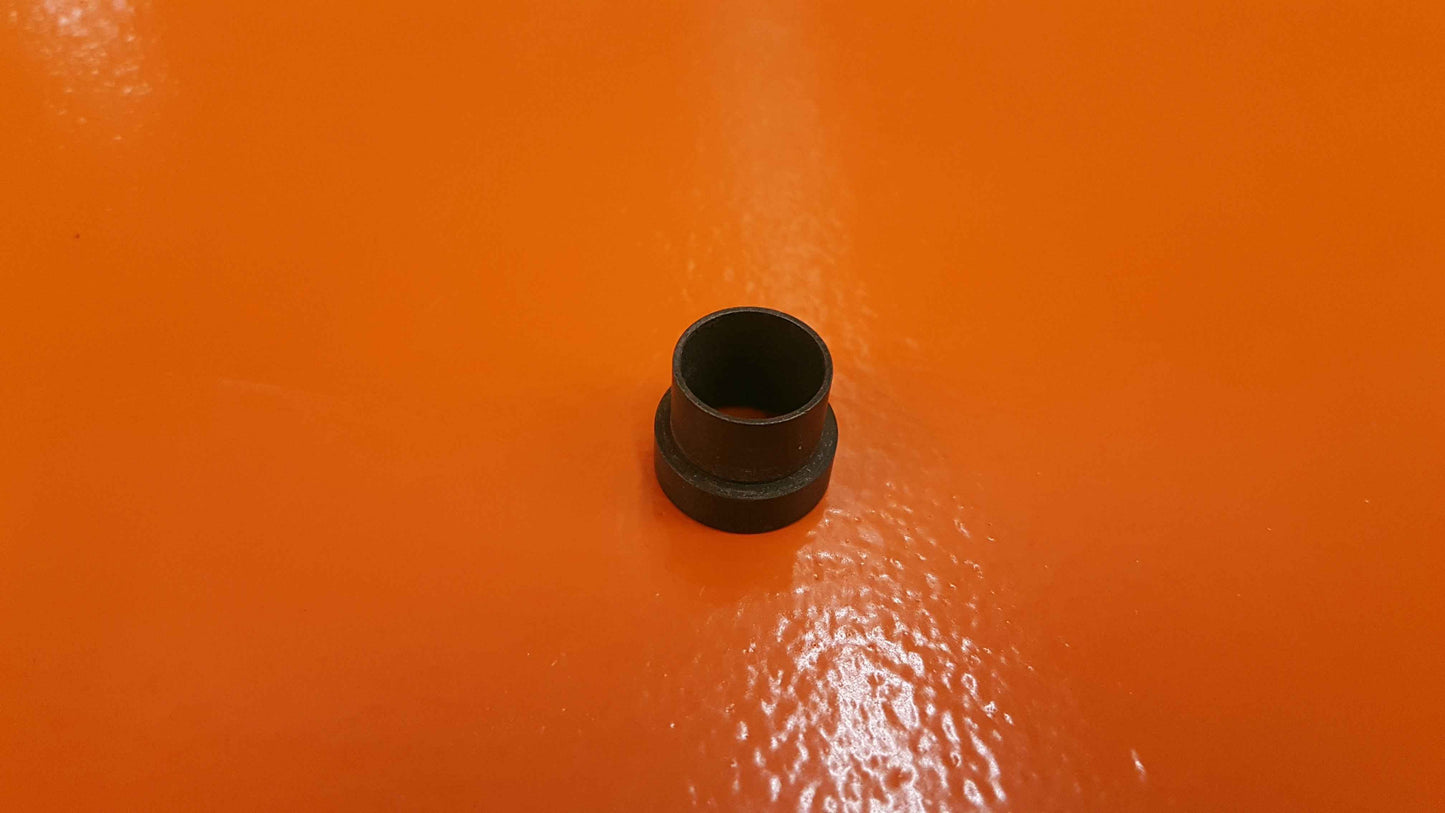 AN819-8D Sleeve