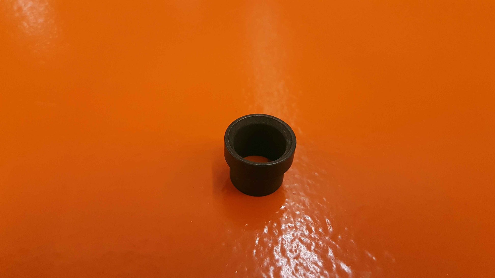 AN819-8D Sleeve