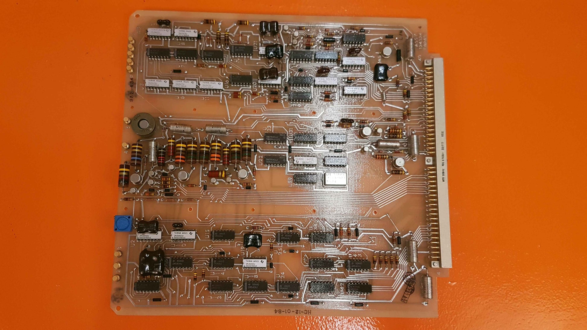 124324-4 BAE Systems Indicator Panel Circuit Card Assy