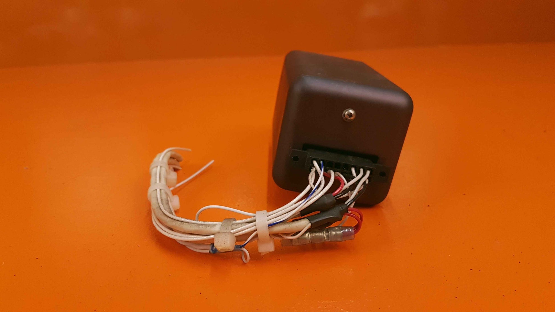 18486 G-01 David Clark ISOCOM Voice Activated Intercom
