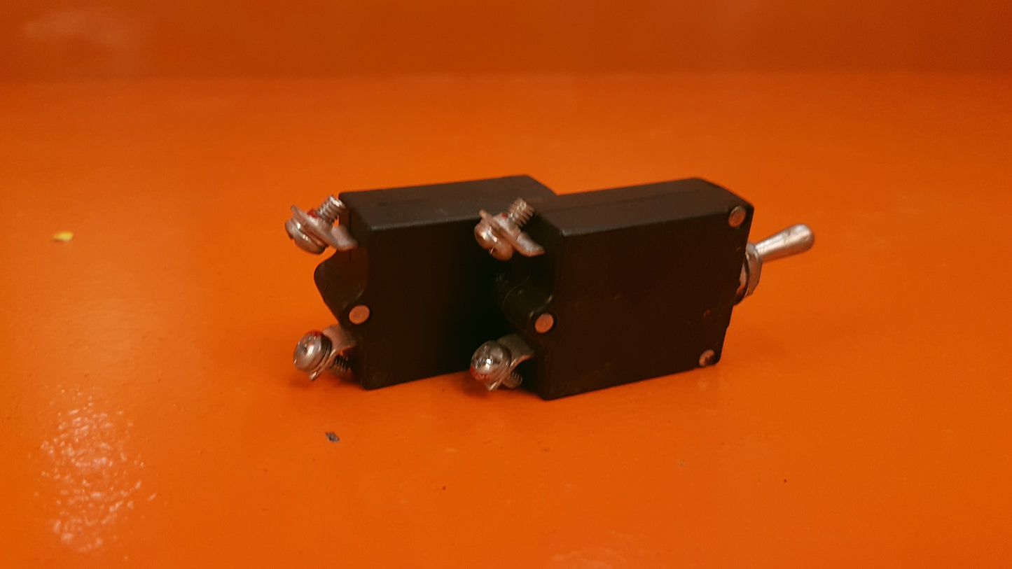 W31-X2M1G-15 Tyco Electronics Switch Circuit Breaker Kit