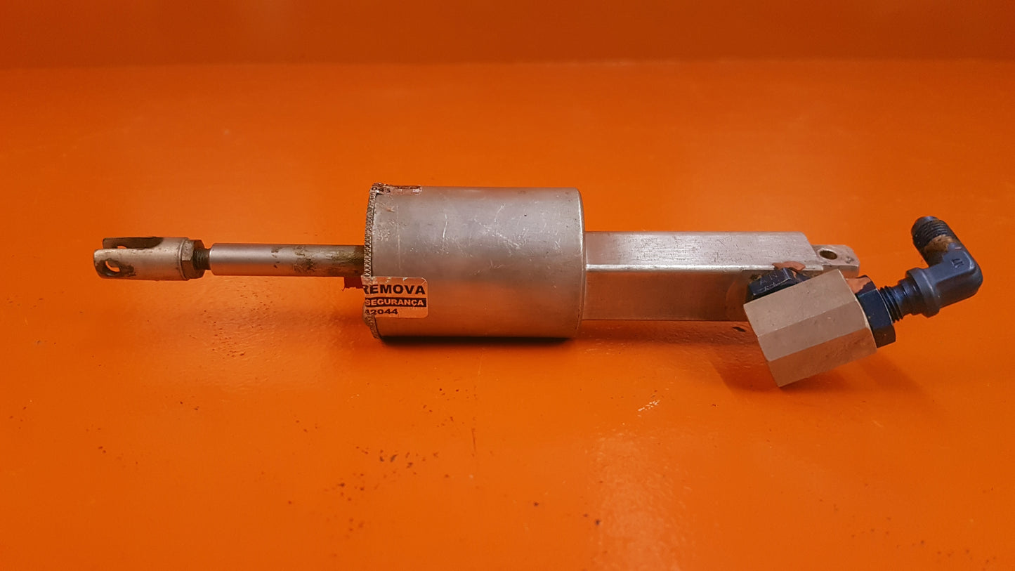9882010-1 Brake Master Cylinder Assy