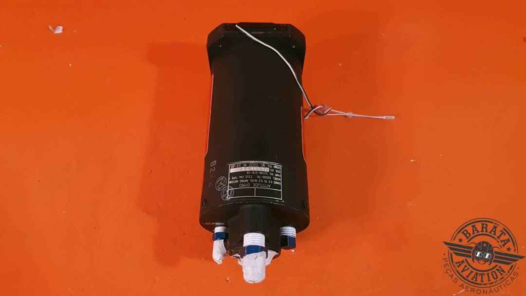 1U149-019-19 Sigma-Tek 500B-76 Attitude Gyro - Vacuum 