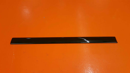 525.14.12.285 Pilatus LH Front Trim Assy