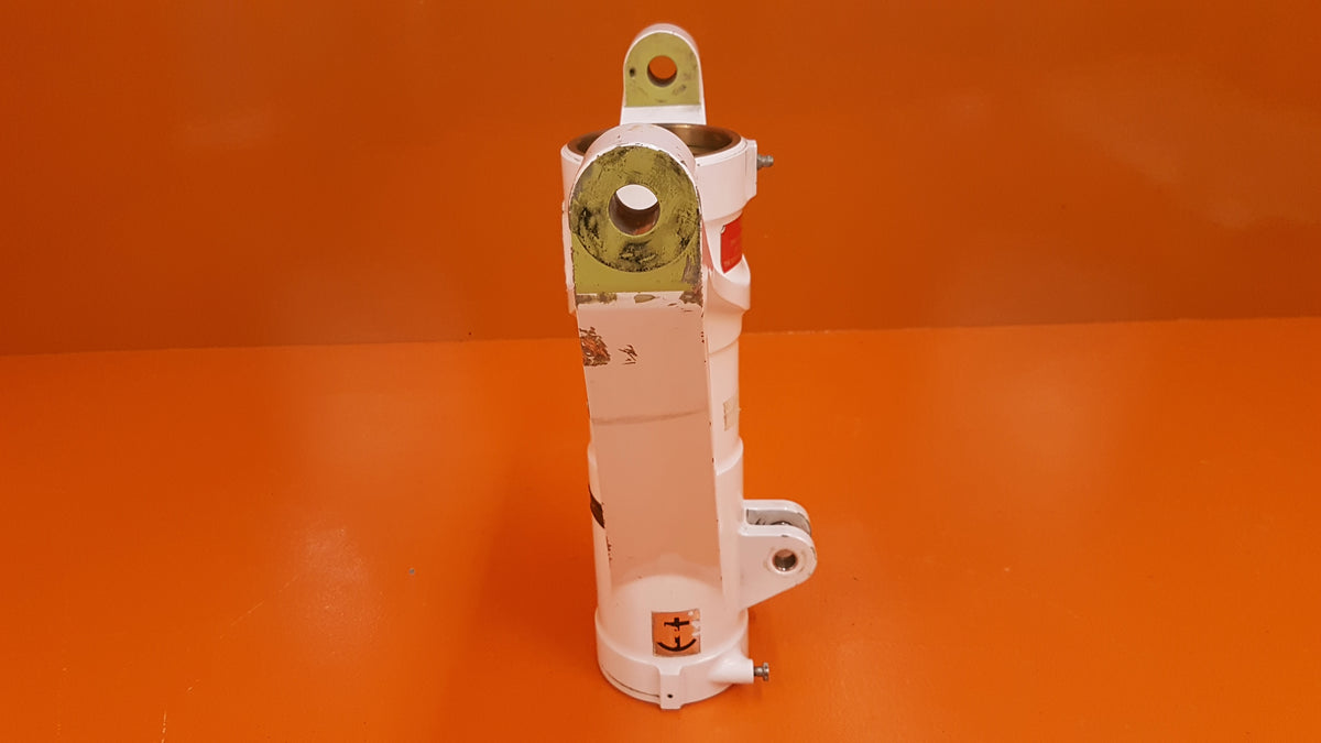532.20.12.040 Pilatus Trunnion Housing Nose Gear