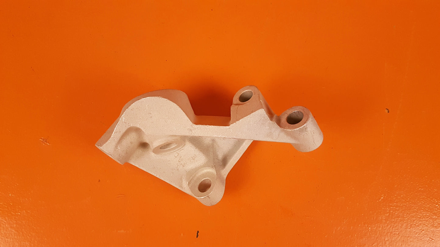 641894 Continental Engine Mounting Bracket