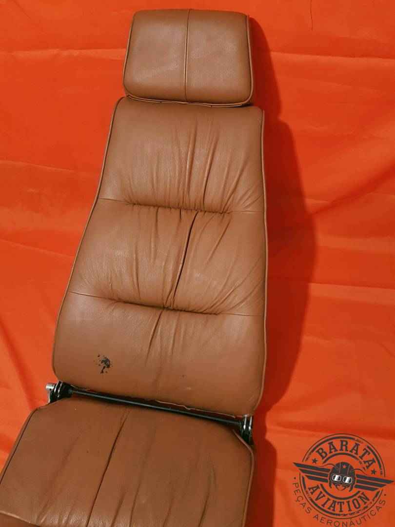 106-530056-1 Beech Baron 58 Seat Assembly L/H