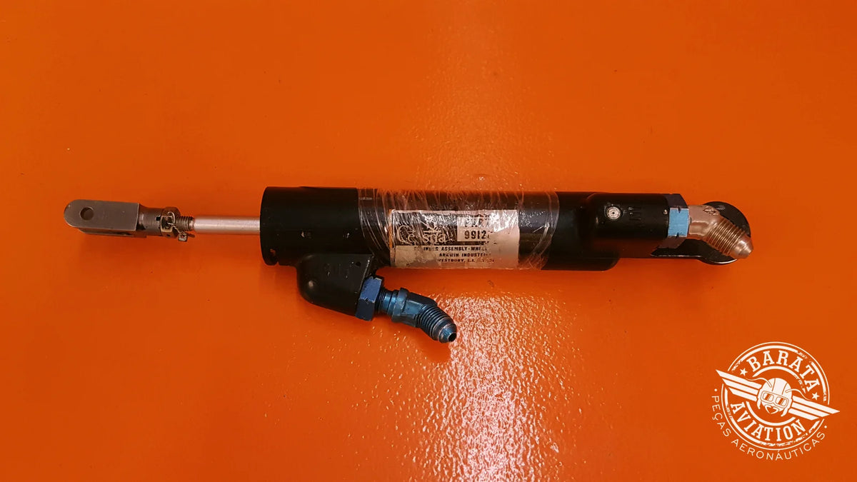 9912050-12 Cessna &Master Brake Cylinder Assembly