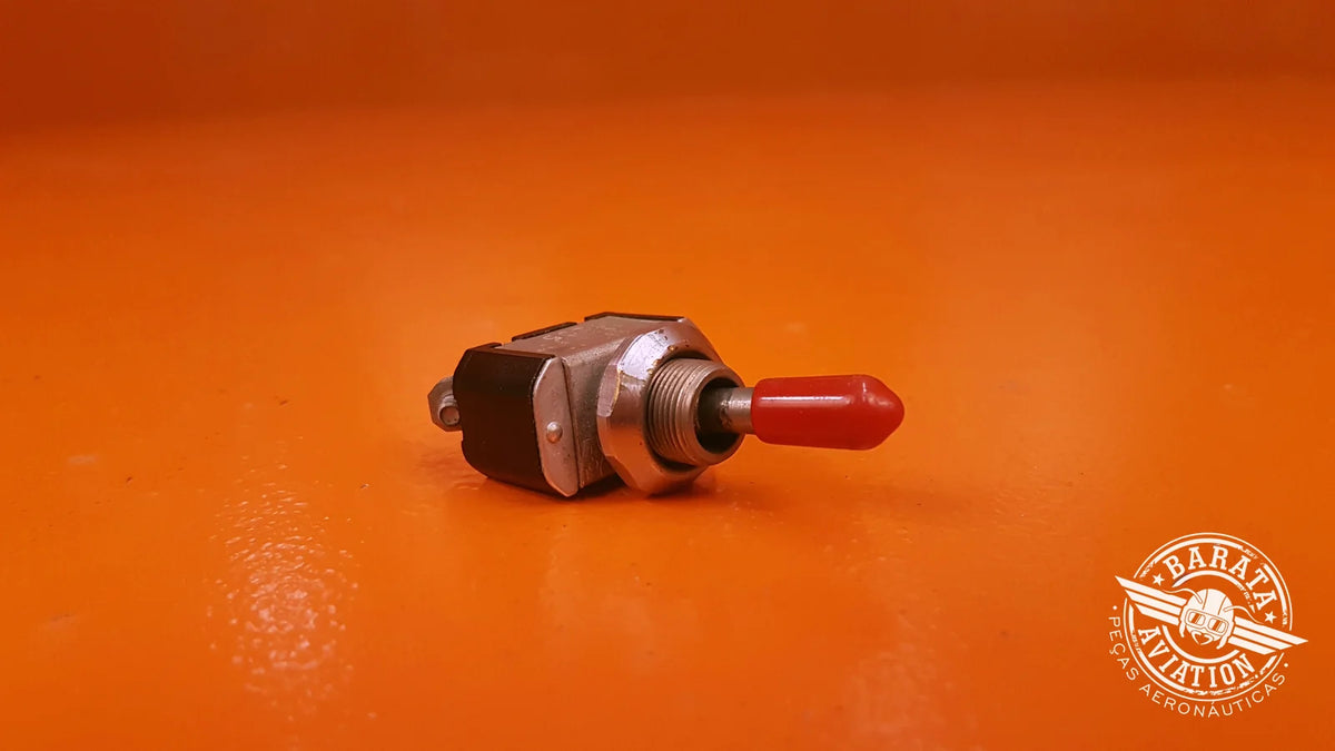 MS35058-22 Toggle Switch