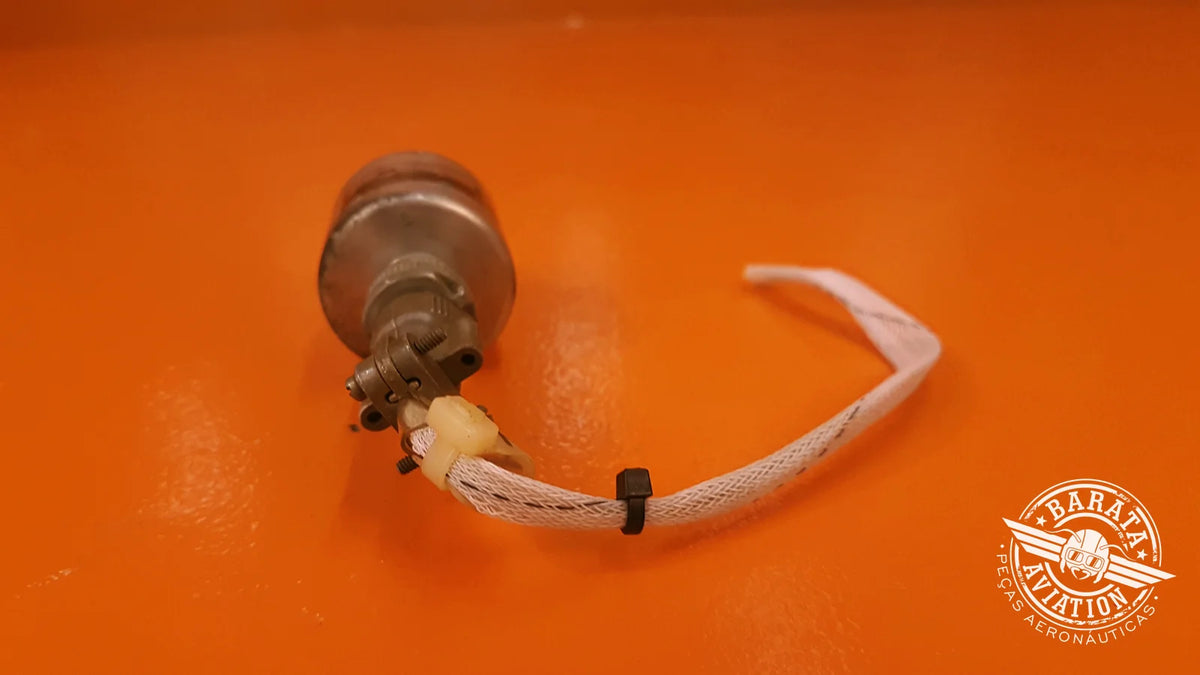 E45C-47 ABSOLUTE PRESSURE SWITCH - W/ CONNECTOR