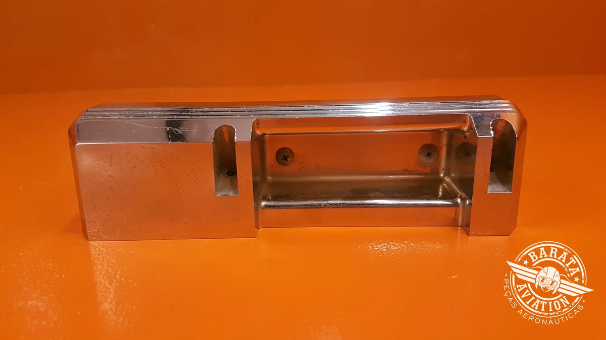 66710-17 Piper Right Armrest
