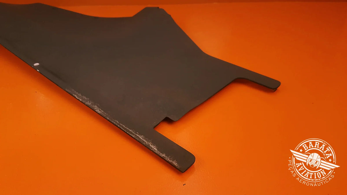 525.14.12.254 Center Console Panel - Right