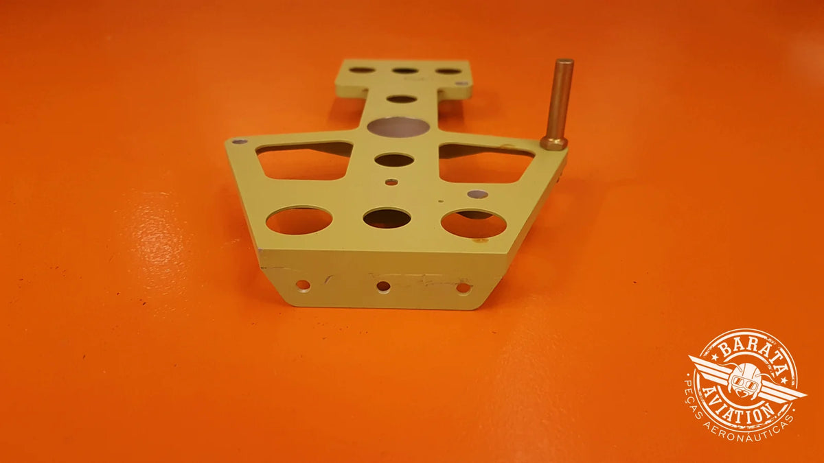 527.10.12.074 Pilatus Aileron Sistem Bearing Support